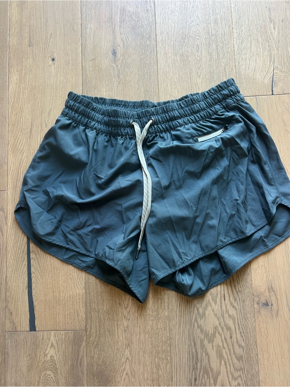 Women’s Vuori short